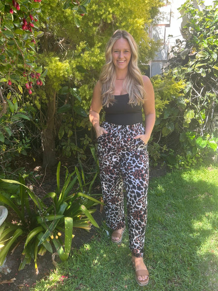 Cheetah Print Elastic Trousers