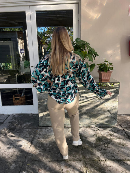 Turquoise Safari Frill Collar Blouse and Beige Linen Pleated Trousers